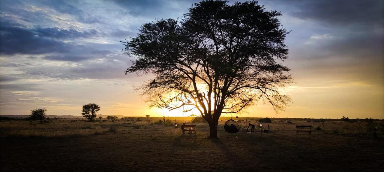Hotel Zawadi Camp Serengeti Esterno foto