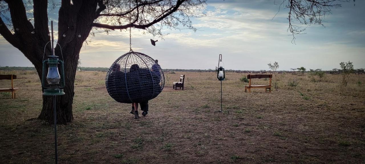 Hotel Zawadi Camp Serengeti Esterno foto