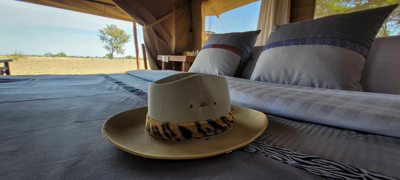Hotel Zawadi Camp Serengeti Esterno foto