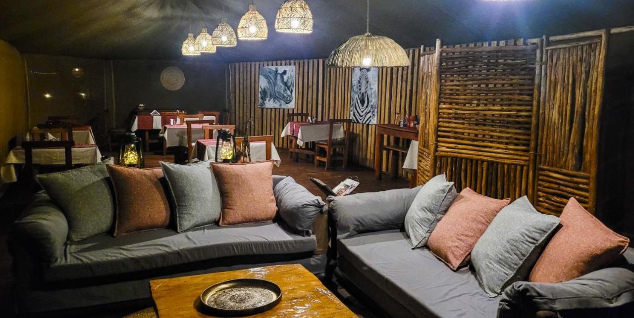 Hotel Zawadi Camp Serengeti Esterno foto