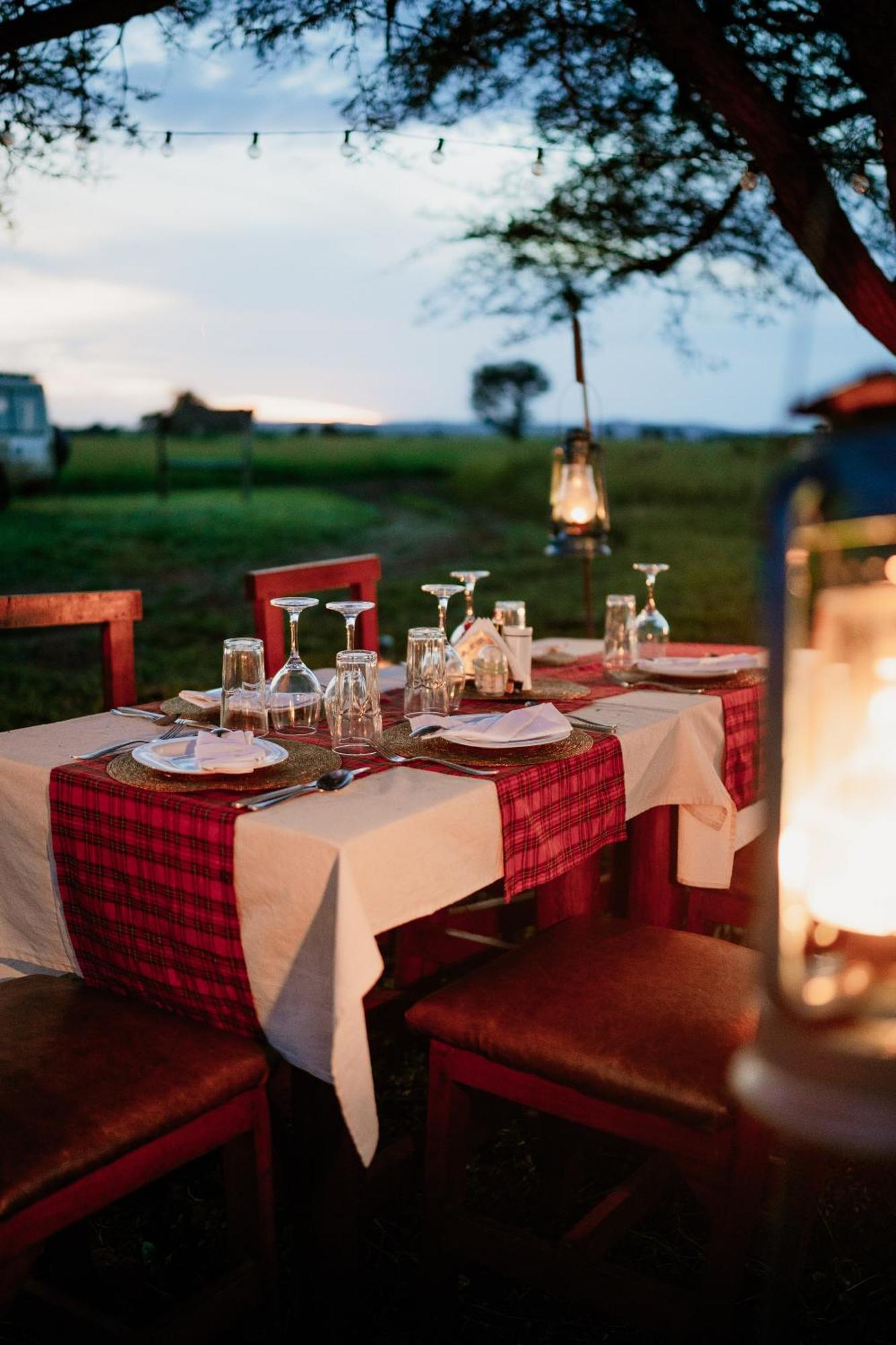 Hotel Zawadi Camp Serengeti Esterno foto